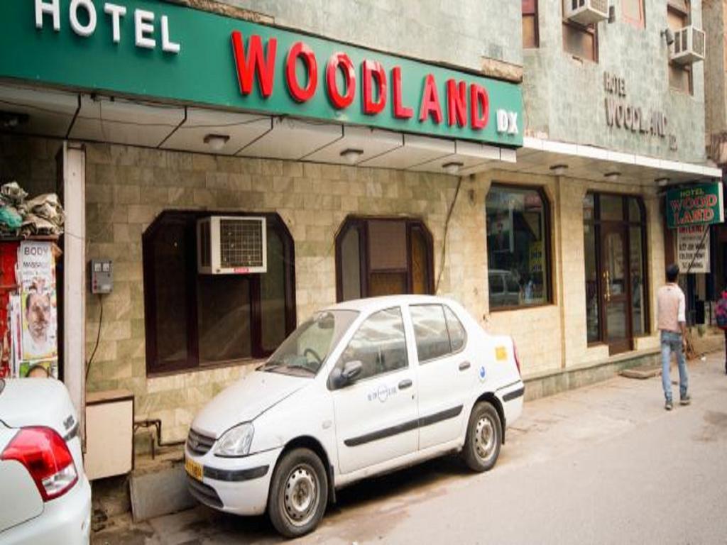 Hotel Woodland Deluxe New Delhi Extérieur photo